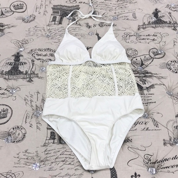 Ella Moss Crochet One-Piece Swimsuit‎ size XS - Picture 3 of 3